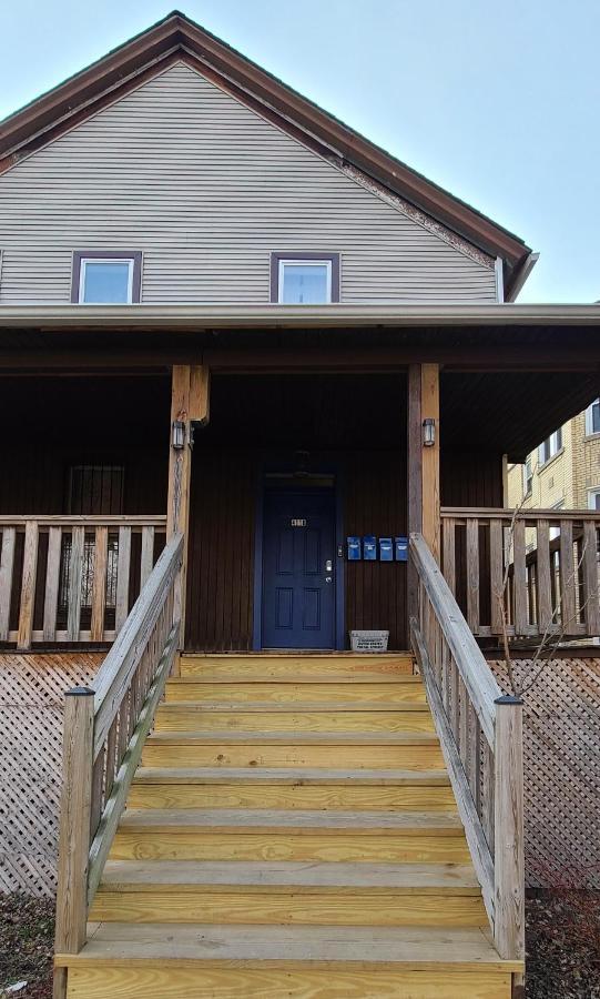 Cozy 1 Bedroom, 1 Min From Irving Park Blue Line, Free Parking シカゴ エクステリア 写真